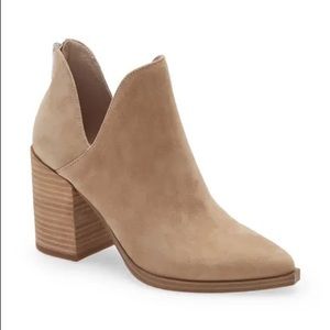Steve Madden Cedar Suede Booties NIB 8